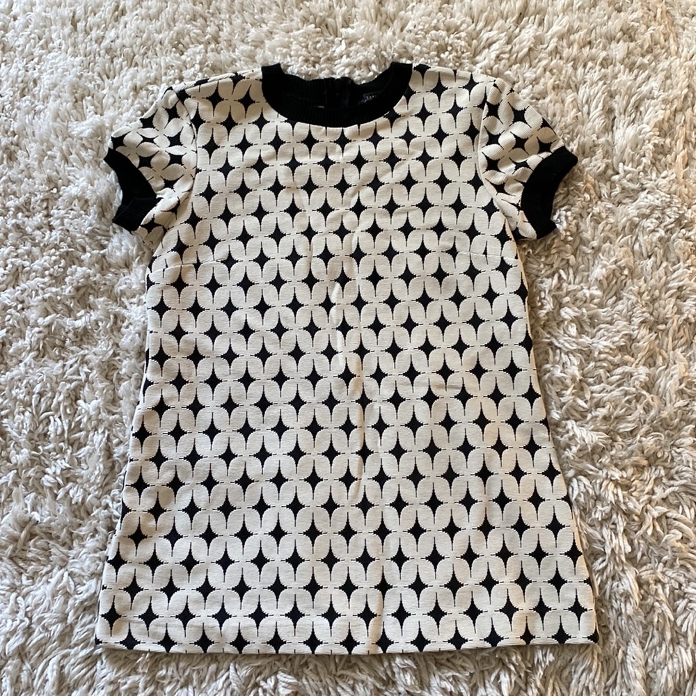 Zara•Black White Patterned Tunic Top•Size M